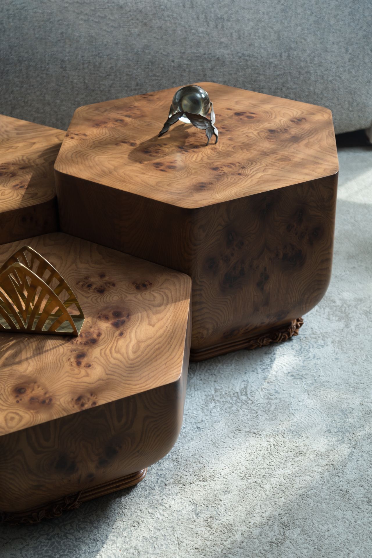 Wood and marble finish